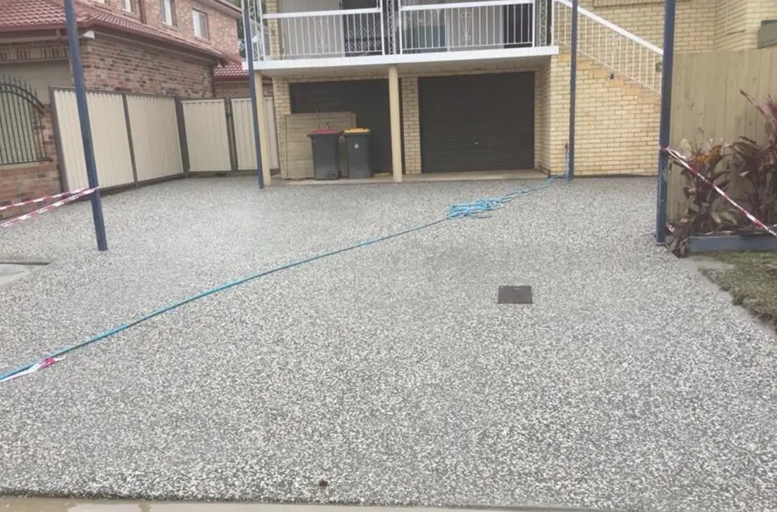 Exposed aggregate forecourt — Exposed aggregate