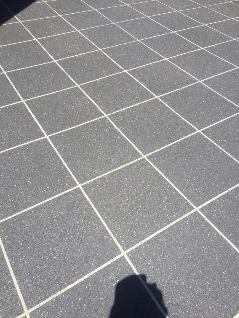 Stencilled concrete — Decorative finish